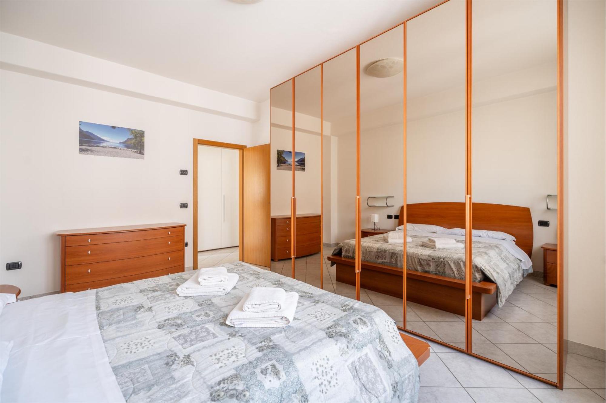Be & Being - Milena Apartment Riva del Garda Exterior photo