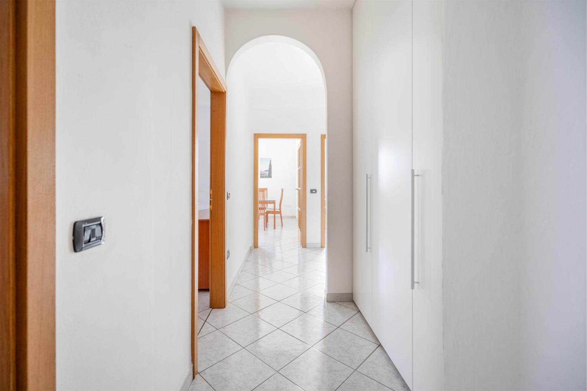 Be & Being - Milena Apartment Riva del Garda Exterior photo